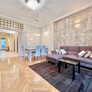  Apartamento Exclusive Colourful Flat In The